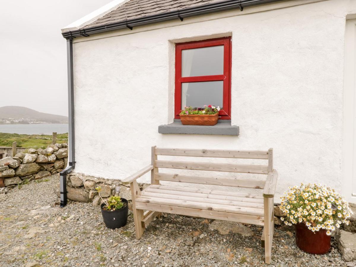 The White House Villa Roundstone Exterior photo